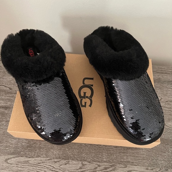 UGG Shoes - UGG Cluggette Sequin Slipper | Black | Size 8